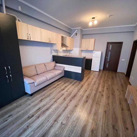 Sky House Central Apartment Kisinyov Kültér fotó