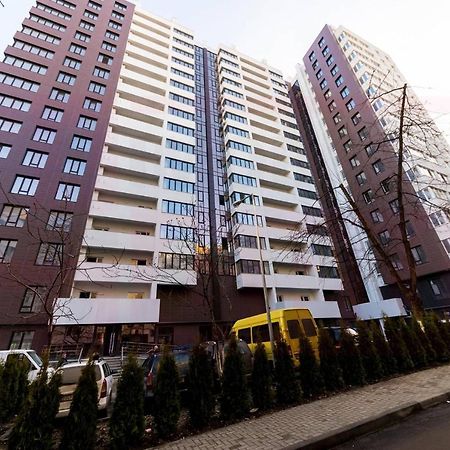 Sky House Central Apartment Kisinyov Kültér fotó