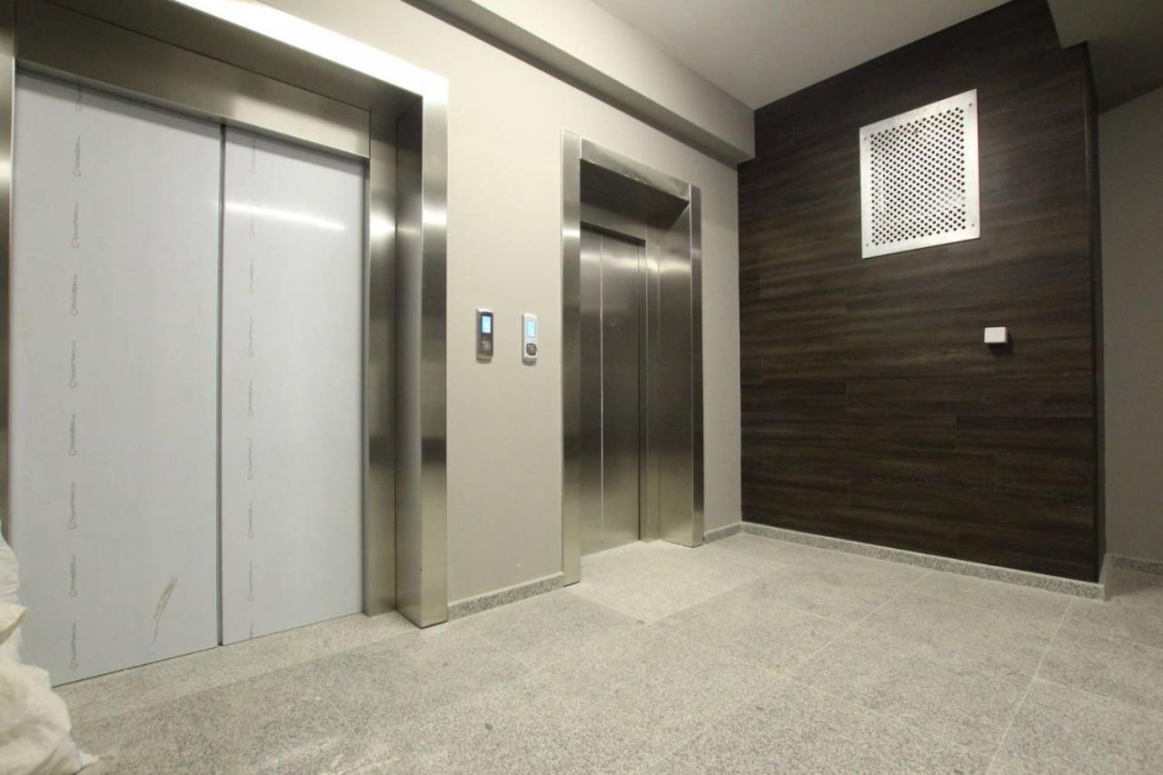 Sky House Central Apartment Kisinyov Kültér fotó