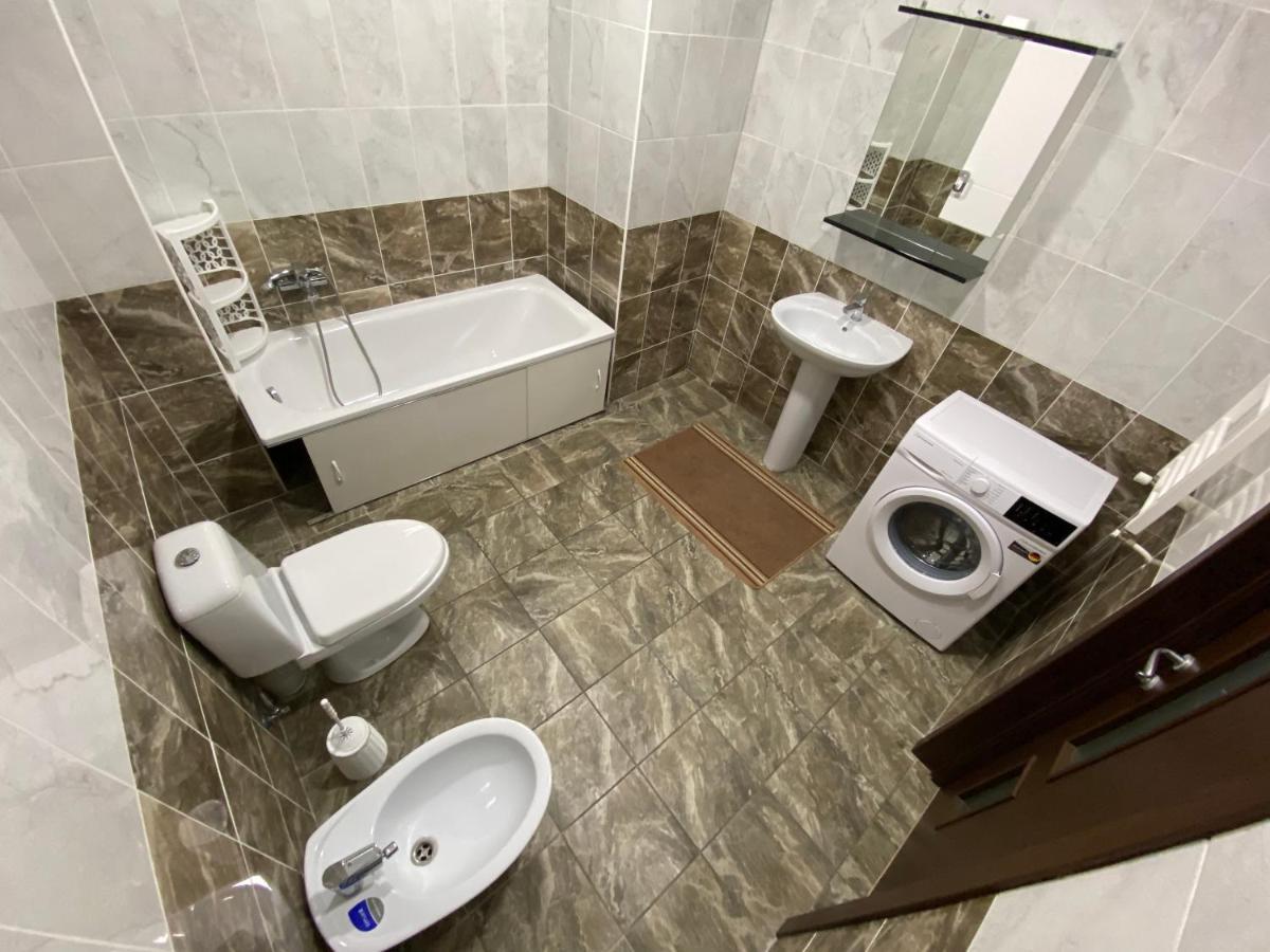 Sky House Central Apartment Kisinyov Kültér fotó
